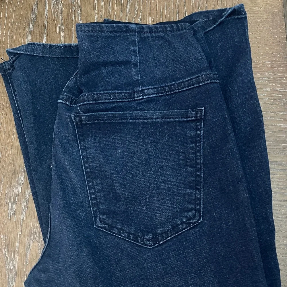 Free People Pull-On Dark Denim Flare Bell Bottom Jeans Size 27